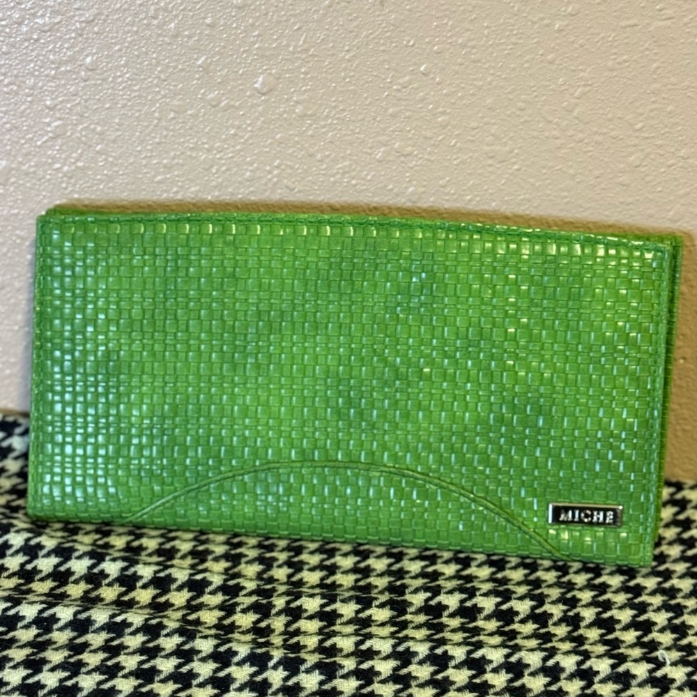 Miche Vibrant Green Textured Clutch